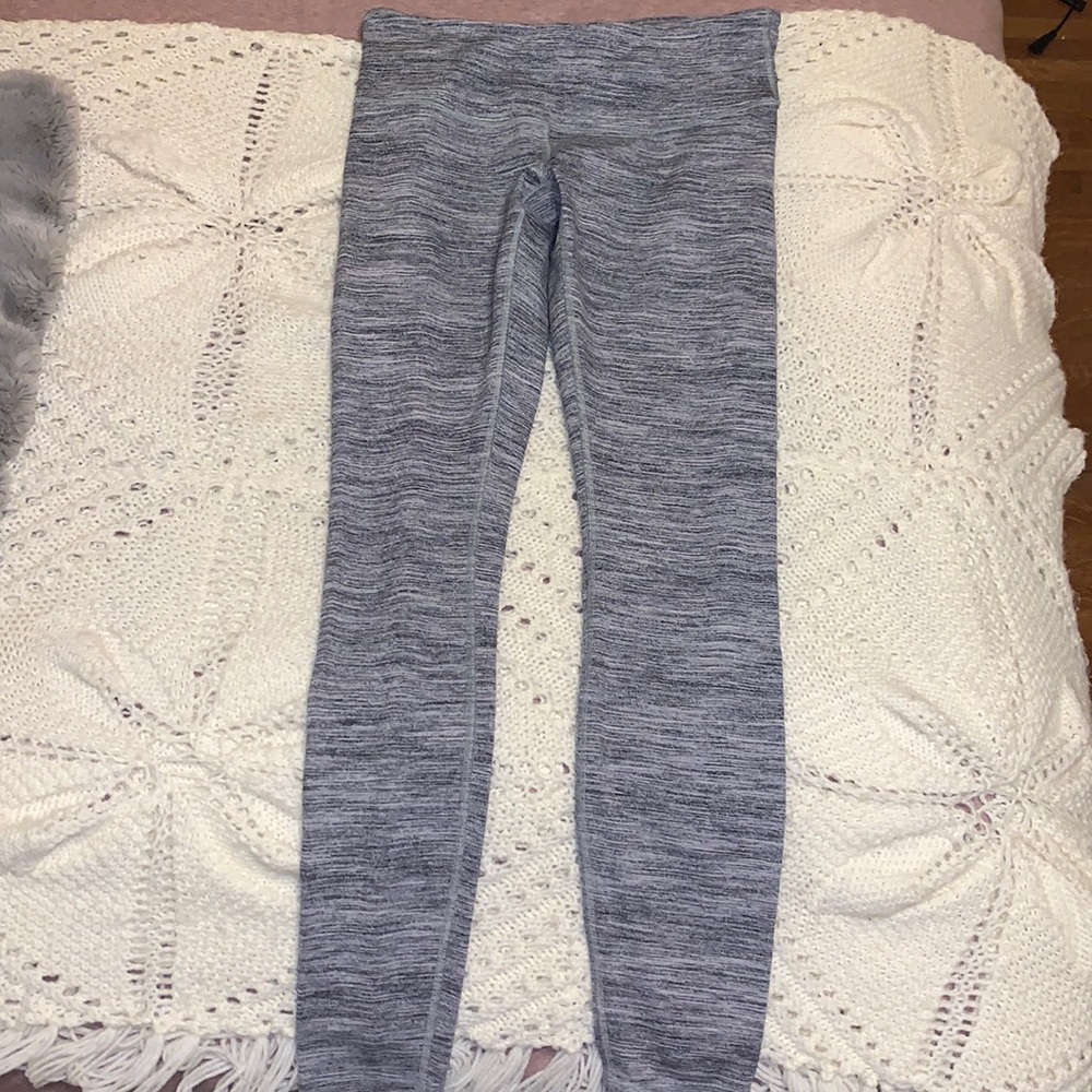 Wonder under mid rise lululemon leggings